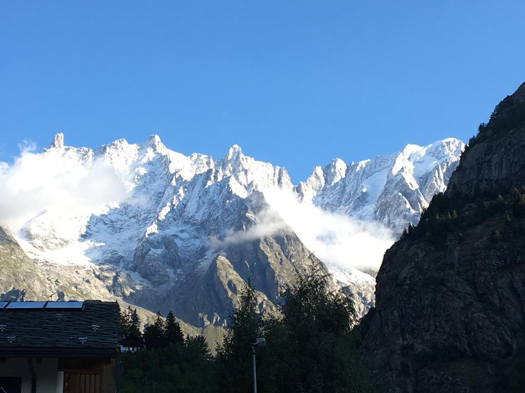 Hotel Les Jumeaux Courmayeur Zewnętrze zdjęcie