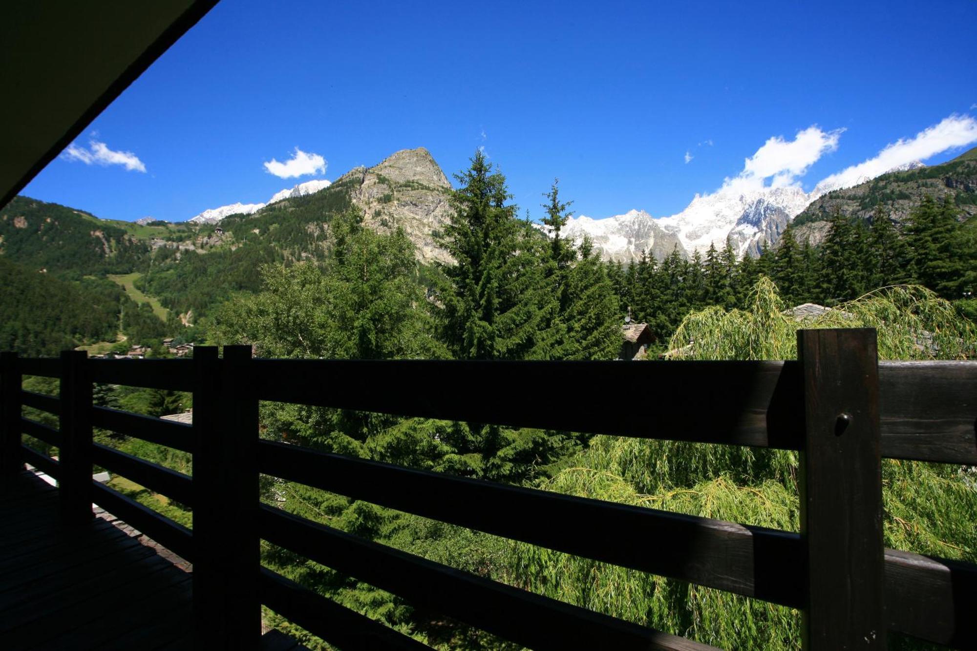 Hotel Les Jumeaux Courmayeur Zewnętrze zdjęcie