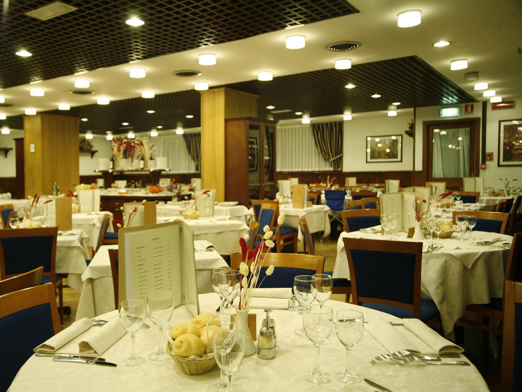 Hotel Les Jumeaux Courmayeur Zewnętrze zdjęcie