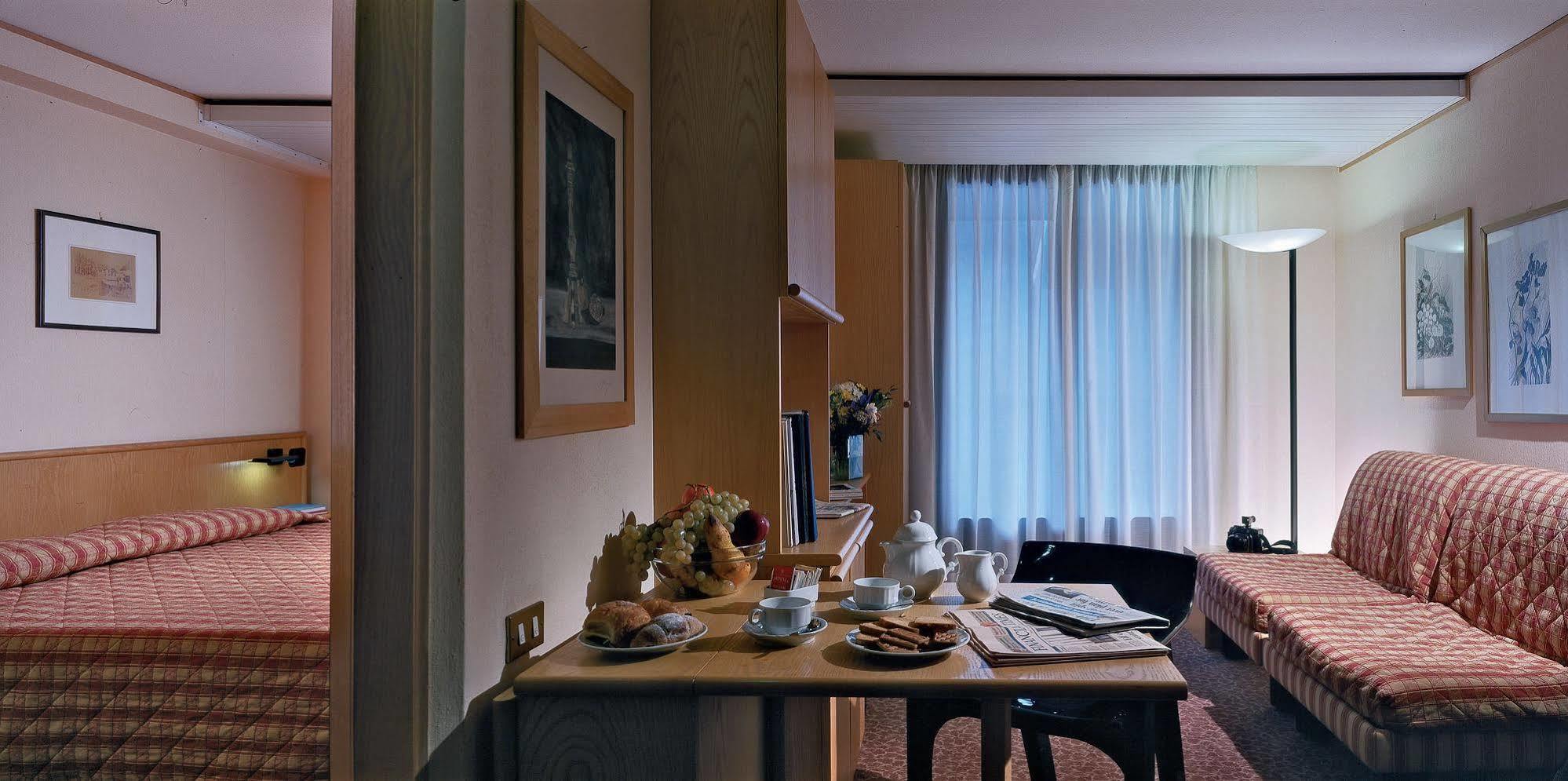 Hotel Les Jumeaux Courmayeur Pokój zdjęcie